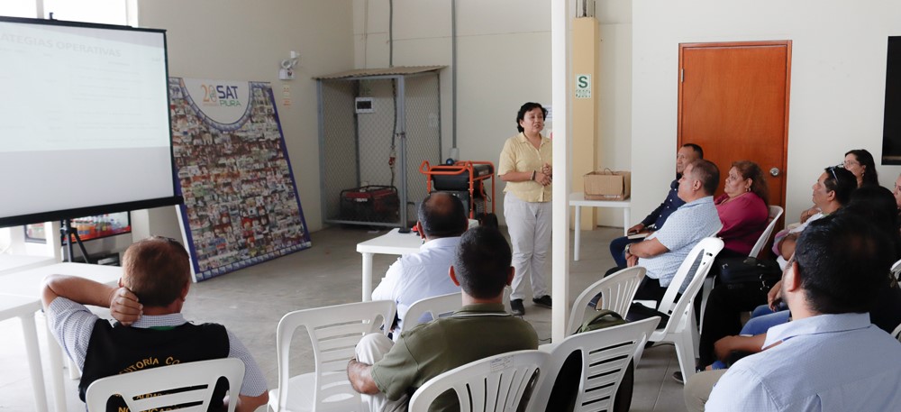 CAPACITACIÓN A FUNCIONARIOS DE LA MUNICIPALIDAD DISTRITAL DE CASTILLA