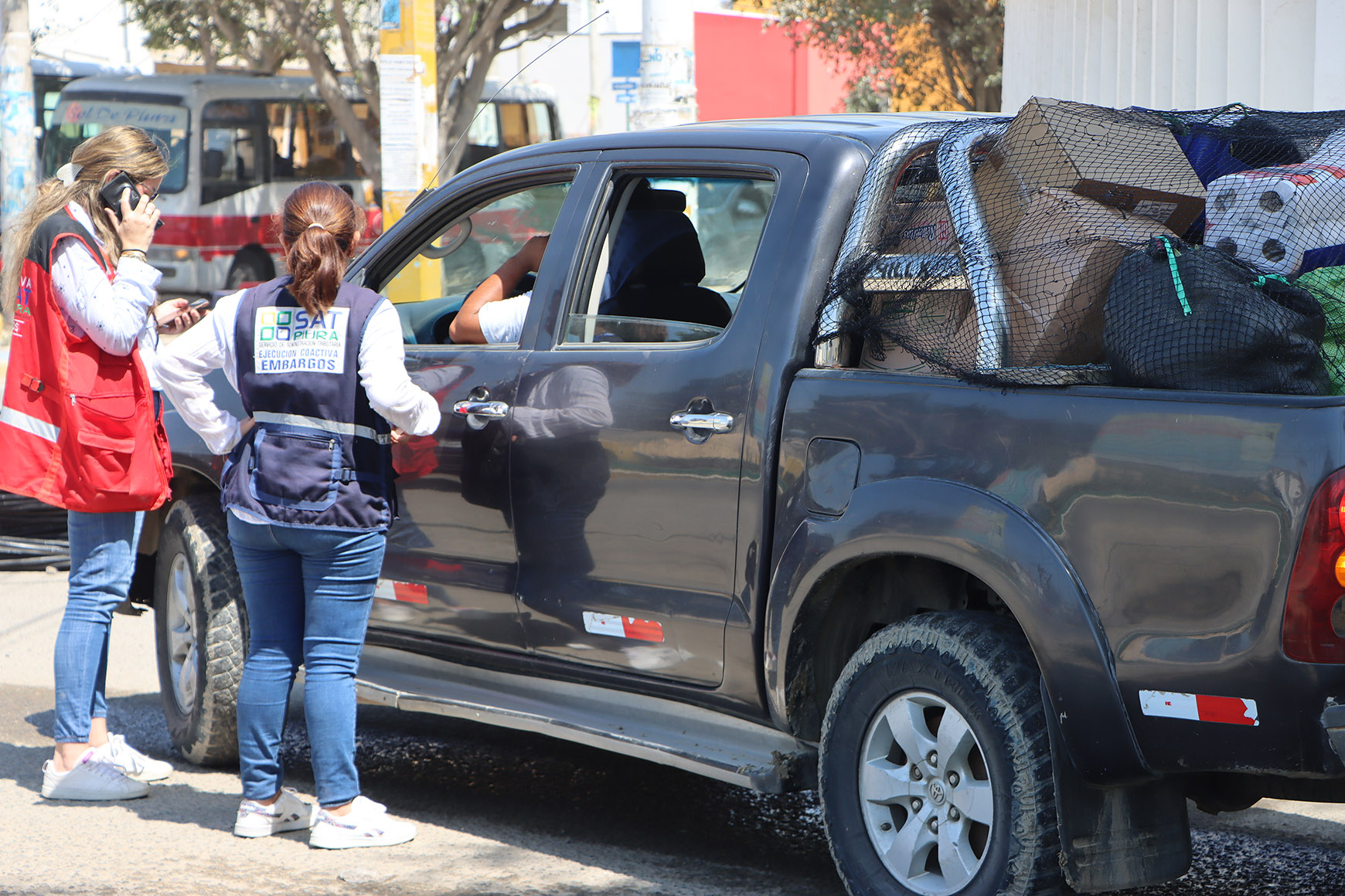 SAT PIURA CAPTURA 120 VEHICULOS  POR DEUDAS EN FASE COACTIVA